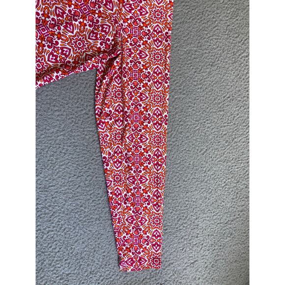 Lands End Top Large Petite Long Sleeve Active Performance Golf Geometri Shirt LP - Picture 3 of 12